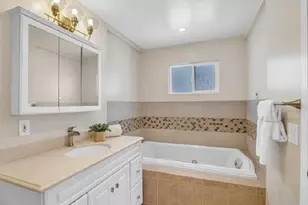 2468 Maxwell Ave, Oakland, CA 94601 - Photo 25