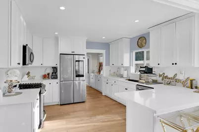 2468 Maxwell Ave, Oakland, CA 94601 - Photo 11