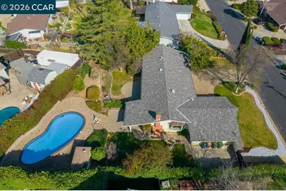 5895 Herriman Dr, Clayton, CA 94517 - Photo 31