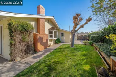 5895 Herriman Dr, Clayton, CA 94517 - Photo 7