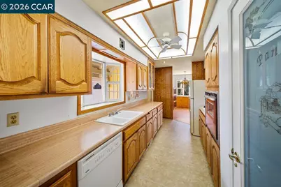 5895 Herriman Dr, Clayton, CA 94517 - Photo 21