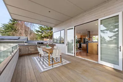 7981 Terrace Dr, El Cerrito, CA 94530 - Photo 23