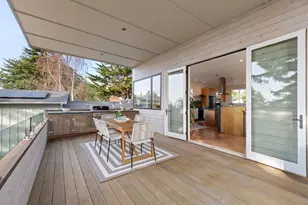 7981 Terrace Dr, El Cerrito, CA 94530 - Photo 23