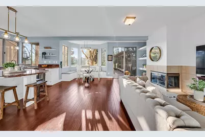 2020 Canyon Lakes Dr, San Ramon, CA 94582 - Photo 9