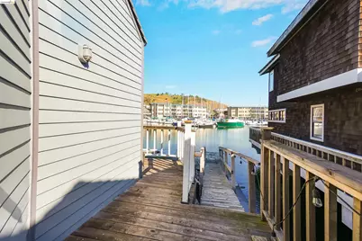 1293 Sanderling Is, Richmond, CA 94801 - Photo 9