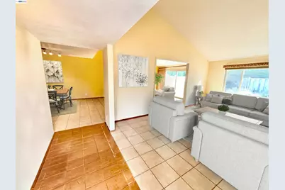 123 Ironwood, Oakland, CA 94605 - Photo 5