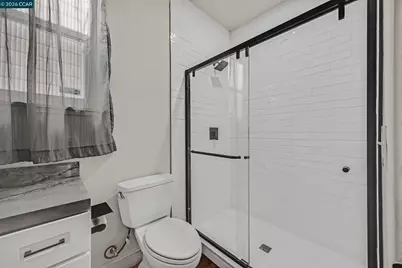 1923 West St, Oakland, CA 94612 - Photo 17