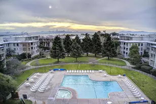 3 Admiral Dr, Emeryville, CA 94608 - Photo 31