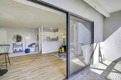 3 Admiral Dr #F370, Emeryville, CA 94608 - Photo 3