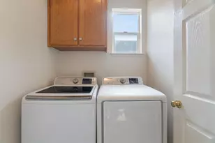 4925 Bay View Cir, Stockton, CA 95219 - Photo 13