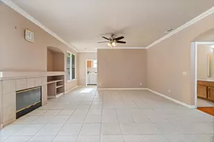 4925 Bay View Cir, Stockton, CA 95219 - Photo 9