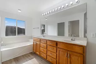 4925 Bay View Cir, Stockton, CA 95219 - Photo 31