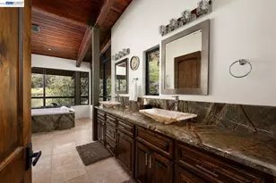 48250 Fork Dr, Three Rivers, CA 93271 - Photo 27