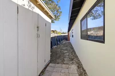 280 Calais Dr, Pinole, CA 94564 - Photo 51