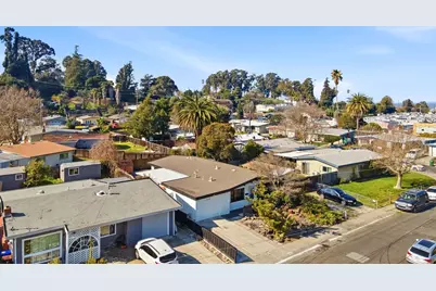 280 Calais Dr, Pinole, CA 94564 - Photo 55