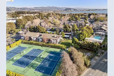 20 Marina Lakes Dr, Richmond, CA 94804 - Photo 37