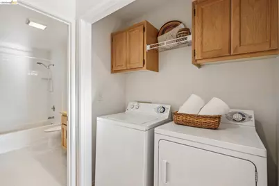 20 Marina Lakes Dr, Richmond, CA 94804 - Photo 29