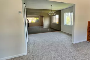 8491 Ney Ave, Oakland, CA 94605 - Photo 11