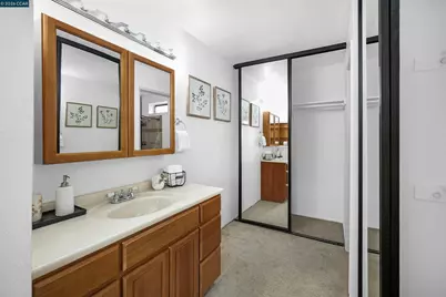 1 Sapphire Ct, Hercules, CA 94547 - Photo 21