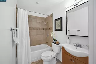 1 Sapphire Ct, Hercules, CA 94547 - Photo 15