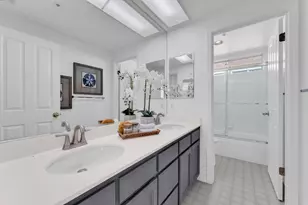 30300 Meridien Cir, Union City, CA 94587 - Photo 17