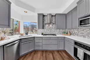 30300 Meridien Cir, Union City, CA 94587 - Photo 9