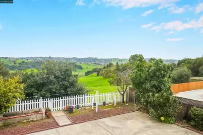 922 Coral Dr, Rodeo, CA 94572 - Photo 43