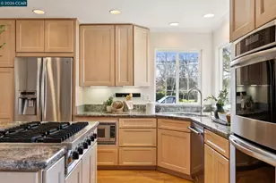 3770 Boxwood Ct, Concord, CA 94519 - Photo 17