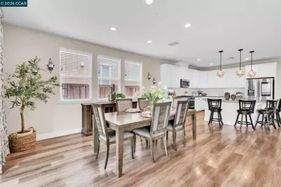 1881 Hartford Ct, Lathrop, CA 95330 - Photo 9