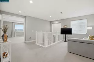 5227 Waterleaf Ln, Fairfield, CA 94534 - Photo 19