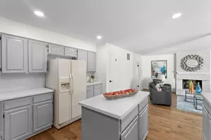 7825 Fairoaks Dr, Pleasanton, CA 94588 - Photo 23