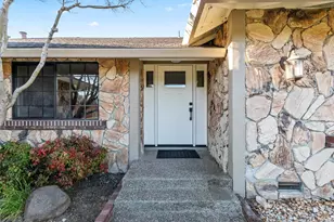 7825 Fairoaks Dr, Pleasanton, CA 94588 - Photo 5