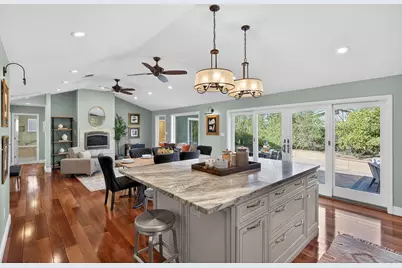 1625 Endriss Dr, Martinez, CA 94553 - Photo 13