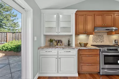 1625 Endriss Dr, Martinez, CA 94553 - Photo 17