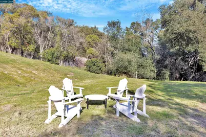 1847 Reliez Valley Rd, Lafayette, CA 94549 - Photo 27