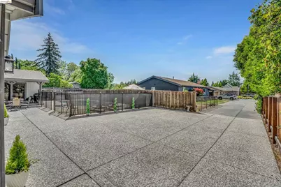 3622 Delancey Ln, Concord, CA 94519 - Photo 7