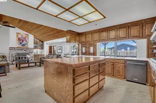 3622 Delancey Ln, Concord, CA 94519 - Photo 17