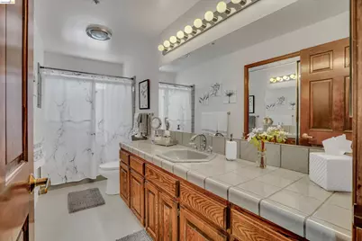 3622 Delancey Ln, Concord, CA 94519 - Photo 35