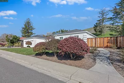 1197 Larch Ave, Moraga, CA 94556 - Photo 3