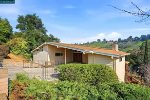 95 Mackie Dr, Martinez, CA 94553 - Photo 17