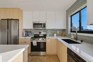 322 Hanover Ave, Oakland, CA 94606 - Photo 7