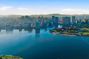 322 Hanover Ave, Oakland, CA 94606 - Photo 23