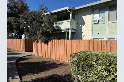 423 Gregory Ln #30, Fairfield, CA 94533 - Photo 1