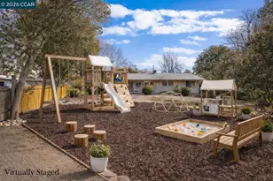 1439 Toyon Dr, Concord, CA 94520 - Photo 15