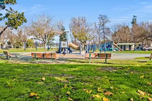 1133 Meadow Ln, Concord, CA 94520 - Photo 29