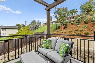 16306 Ridgehaven Dr #UNIT 104, Castro Valley, CA 94578 - Photo 25