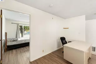 3025 Monticello Dr, Stockton, CA 95209 - Photo 11