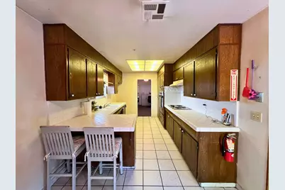 3025 Monticello Dr, Stockton, CA 95209 - Photo 11