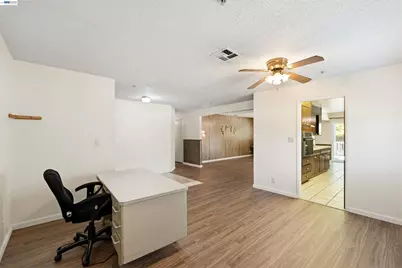 3025 Monticello Dr, Stockton, CA 95209 - Photo 13