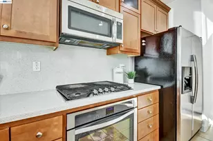 6111 Hyde Park Dr, Gilroy, CA 95020 - Photo 13